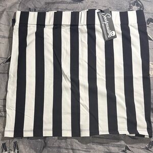 NWT SOURPUSS BLACK WHITE STRIPED MINI SKIRT SZ XL